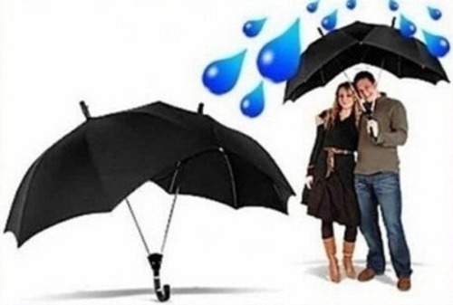 혼자는 못 쓰는 우산?…솔로만을 위한 용품도 있다!