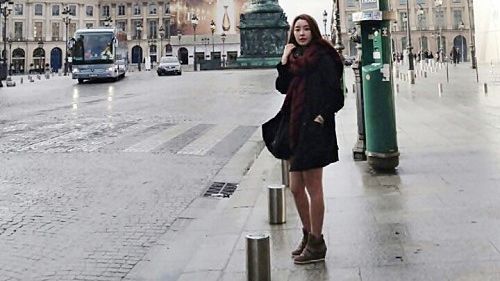 정유미 파리 여행, 하의실종 사진에 네티즌들 '대환호'