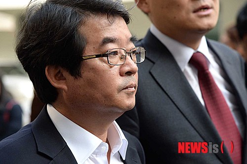 선거법 위반 안도현 시인…엇갈린 재판부·배심원 왜(?)