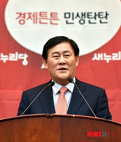 최경환 "북한 편드는 정의구현사제단 사죄해야"
