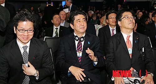 박 대통령 다보스 연설에 아베 참석…'조우'는 없어