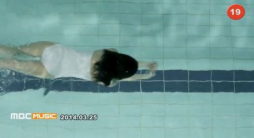 NS윤지, '야시시'한 19금 티저 영상…놀라운 수영복 자태
