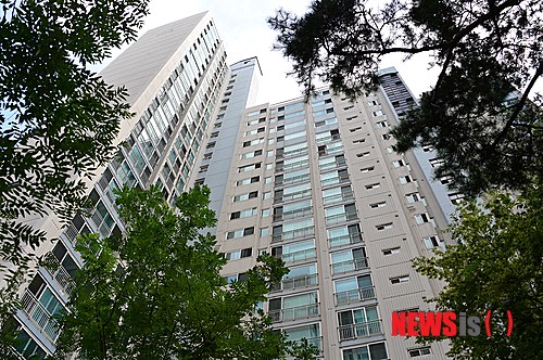 1월 서울 아파트값 0.1% 올라…4년만에 최대 폭