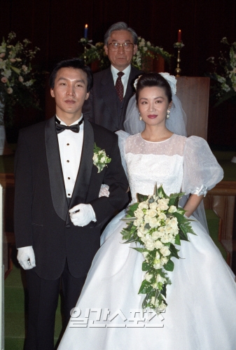 김민석 전 국회의원, 김자영 아나운서와 이혼... 결혼 23년 만에 결별