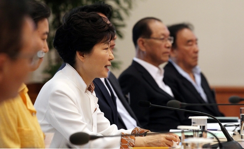 [7월 13일 JTBC 정치부회의] 박 대통령 "국가 발전·대통합 사면 필요"