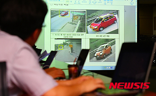 경찰 "CCTV 차량, 국정원 직원 차량과 동일"