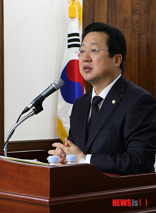 새누리 "박 대통령 경축사, 매우 절제되고 강력한 메시지"