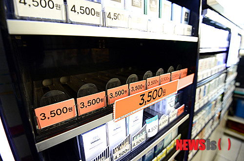 외국계담배 "14개비 포장, 판매 계속"…정부 칼 빼드나