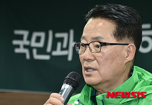 박지원, 김홍걸 '국회의장 발언' 비판에 "제 부덕의 소치"