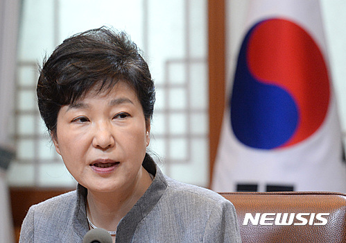박 대통령 "사드, 대안없는 비판·갈등은 국민 위기로 내몰아"