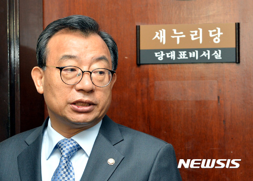 이정현 "박 대통령 총리 제안, 야당 요구 부응한 것"