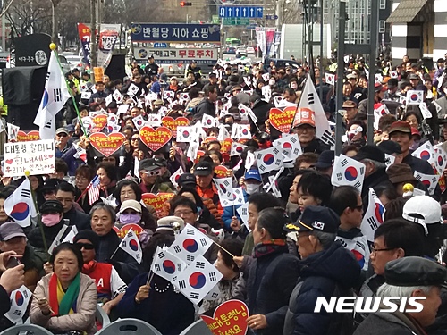 '이재용 구속·탄핵 임박' 주말 촛불…100만 재연되나?
