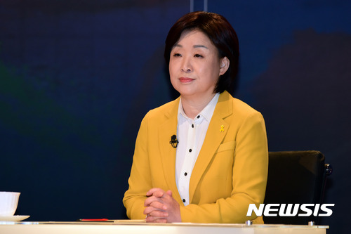 박근혜 사면, 문재인·심상정 '반대' 나머지 '유보'