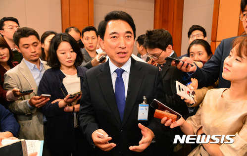 박수현, 대선 캠프에서 청와대 대변인으로…경청과 협치 강조