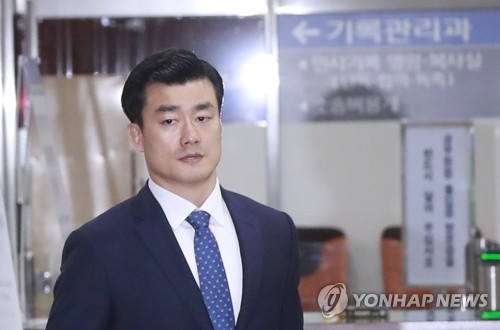 '비선진료 방조' 이영선 1심 징역 1년 법정구속…"국민 배신"