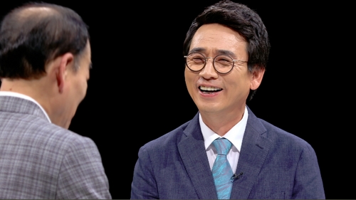 '썰전' 전원책 하차…"최고의 시사 방송으로 남길 기원"