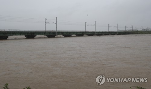 청주 22년만의 홍수…290㎜ 비, 침수·정전·단수 '아수라장'