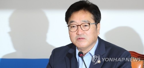 우원식 "사드 '임시배치' 이해…북한 위협 속 시의적절한 조치"