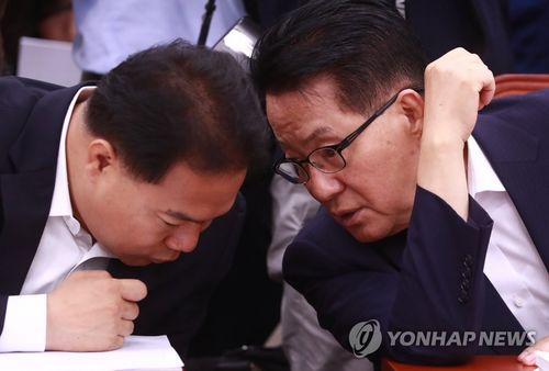 검찰 '제보조작' 김성호·김인원 기소…박지원·안철수 '무관'결론