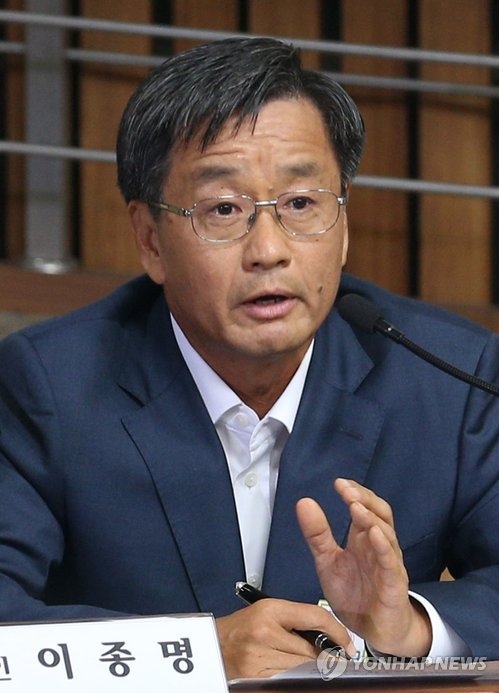검찰 '국정원 댓글공작 실무책임자' 이종명 전 3차장 소환