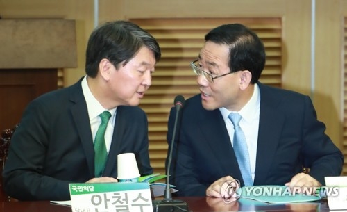 '통합모색' 국민의당·바른정당, 한국당 보이콧에 확연한 입장차