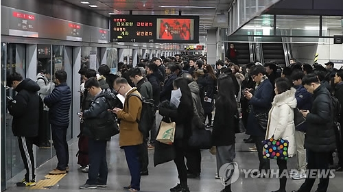서울 9호선 내년 말부터 '6량 열차'로 달린다…총 110량 증차