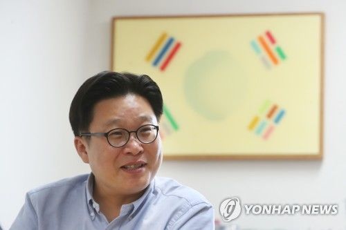 검찰, 서경덕 교수 '국정원 댓글 외곽팀장과 무관' 잠정결론
