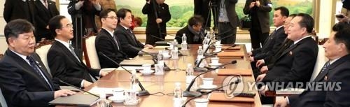 남한, 북한에 "비핵화 등 평화정착 대화 필요"…"북한은 경청"