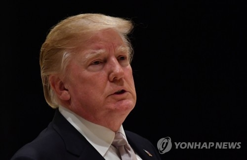 트럼프 "북한과 무슨일 일어나는지 보자…훌륭한 대화 진행중"