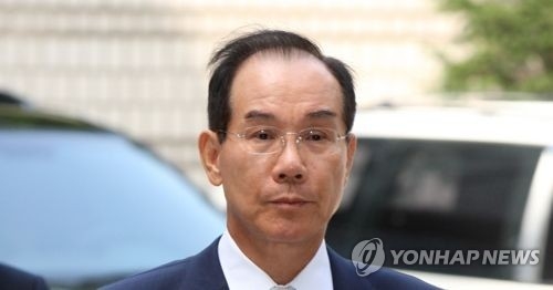 삼성 이학수 검찰 출석…'MB 의혹' 다스에 뇌물 혐의 추궁