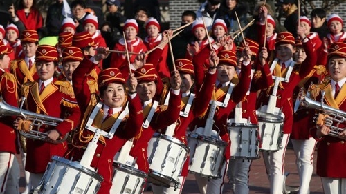 북한 응원단, 오늘 평창서 취주악 공연…만월대 전시회도 관람
