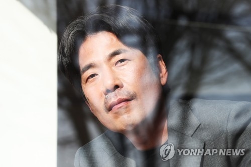 '성추문' 오달수 결국 사과…"죄송하고 깊이 반성합니다"