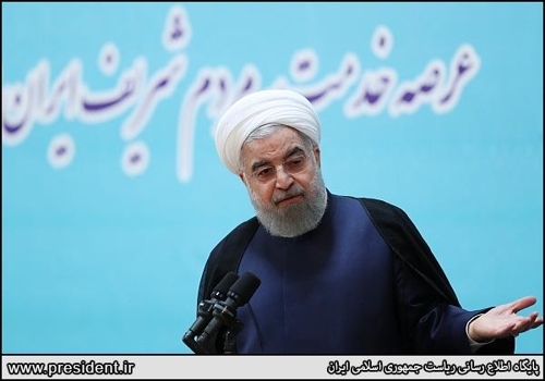 이란 보수세력 "유럽 믿지 말아야"…대통령 사과도 요구