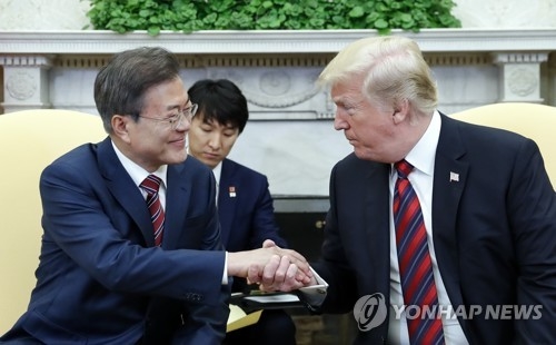 트럼프, '통일' 첫 언급…"남북 원하면 '원 코리아' 좋다"