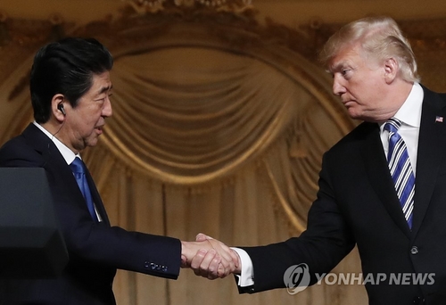트럼프-아베, 북미회담 전 회담 하기로…"북핵 완전한 해체"