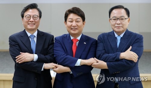 민주당 "대구 고지가 눈앞에" vs 한국당 "전통 지지층이라