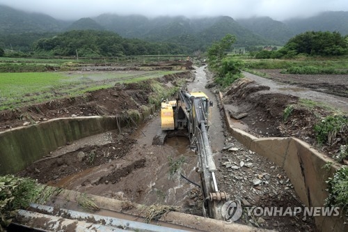 사흘간 300㎜ 넘는 폭우에 2명 사상·농경지 4천200㏊ 침수