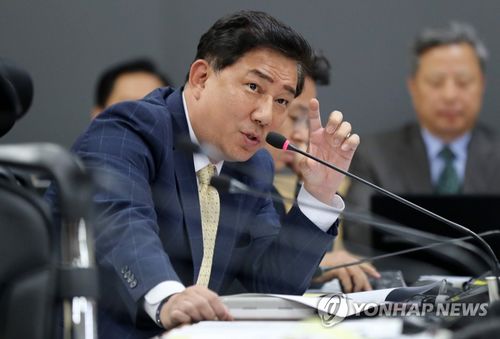김병기, 아들 국정원 채용외압의혹에 "사실무근…적폐세력 음해"