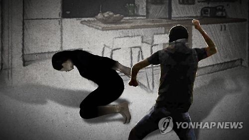 "왜 안 만나줘"…헤어진 여친 감금·성폭행 20대 징역 5년