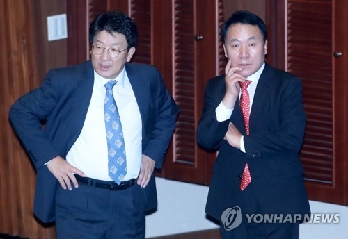 '강원랜드 비리' 권성동·염동열 기소…"50명 부정채용 압력"