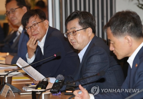 김동연 "2022년까지 8대 핵심선도사업에 30조원 이상 투자"