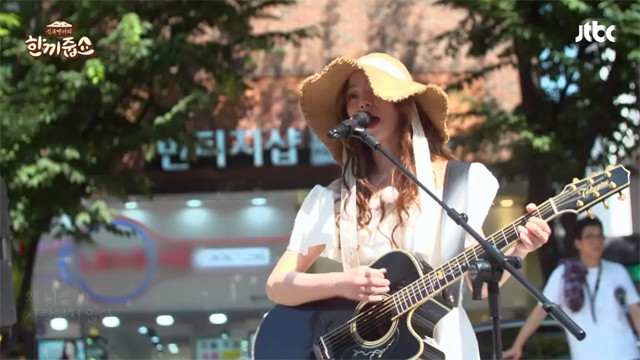 [영상] 윤도현X김윤아 홍대 예술의 거리 버스킹