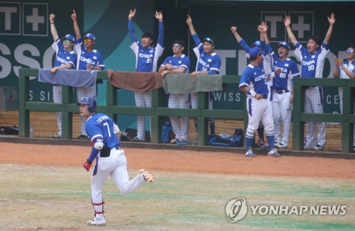 한국 야구 '벼랑 끝'서 일본 제압…결승 진출 유력