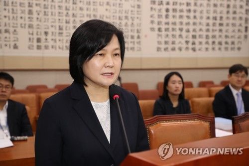 이은애 청문회…"위장전입 중독" vs "투기 목적 아니다"