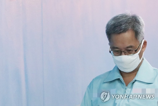 '아내폭행' 드루킹 "댓글조작으로 속단하면 안돼"…징역3년 구형