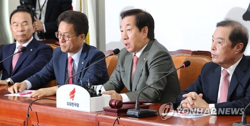 한국, '고용세습·유치원비리' 동시 국정조사 요구