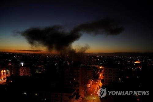 이스라엘군 가자지구 공습…"팔레스타인 로켓 공격에 대응"