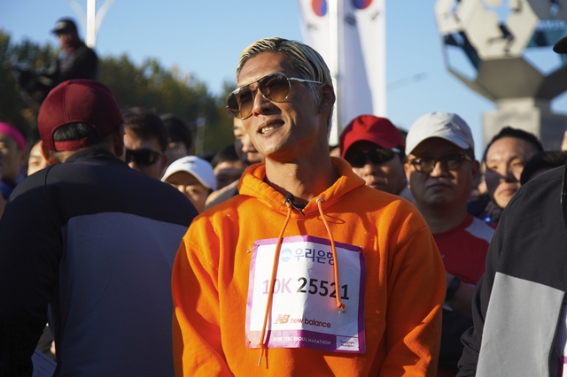JTBC 서울마라톤, 2만 여명 시민 '가을 축제' 즐겼다