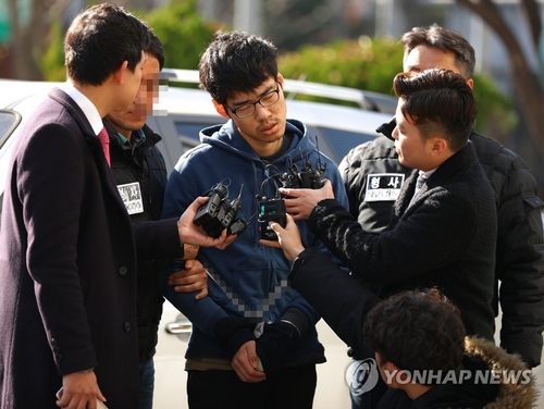 'PC방 살인' 김성수 "억울하다…자리 치워달라는 게 잘못인가"