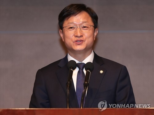 민주 "12월 임시국회서 유치원 3법 처리…안전문제도 점검"